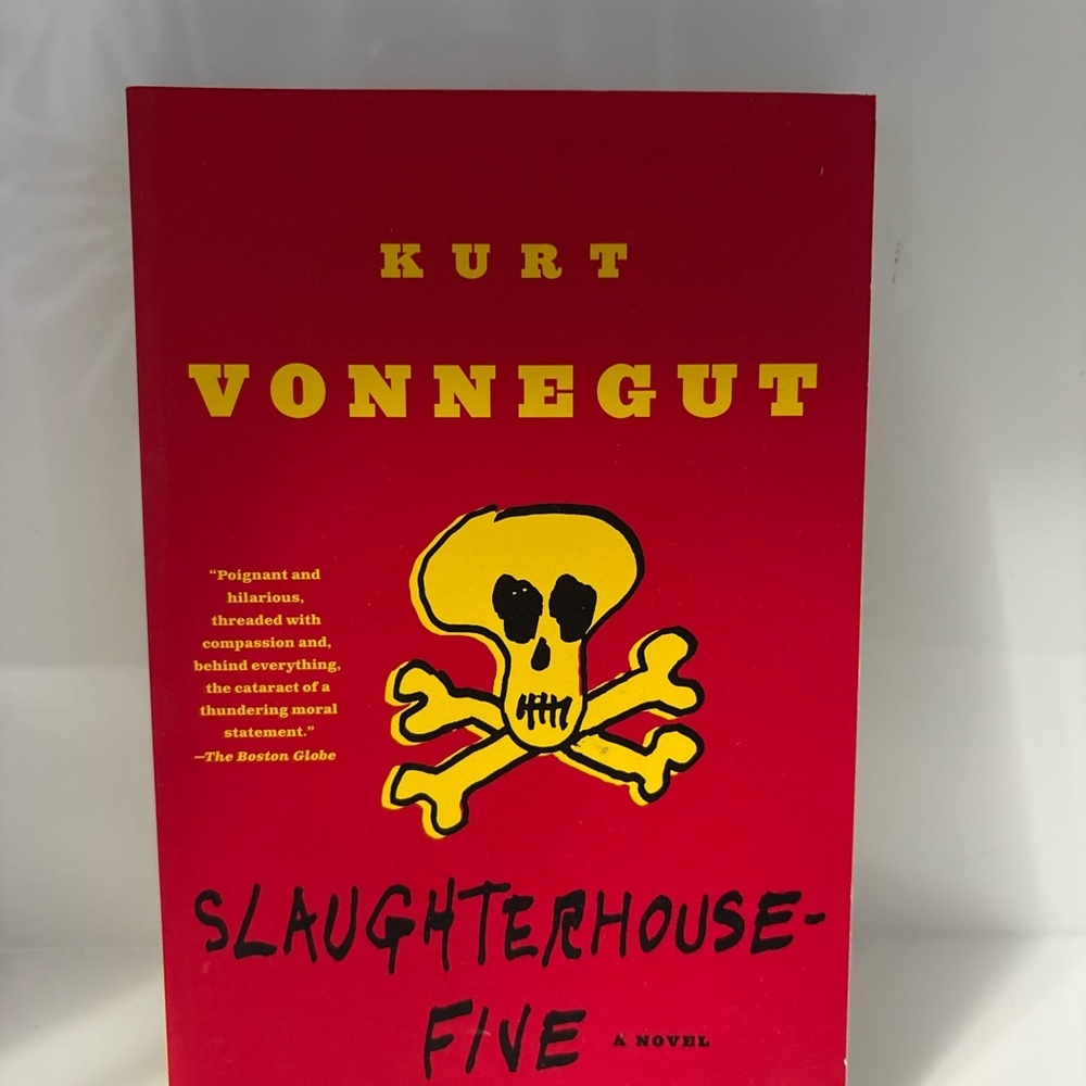 📚 3/$25 📚 'Slaughterhouse-Five' by Kurt Vonnegut Book